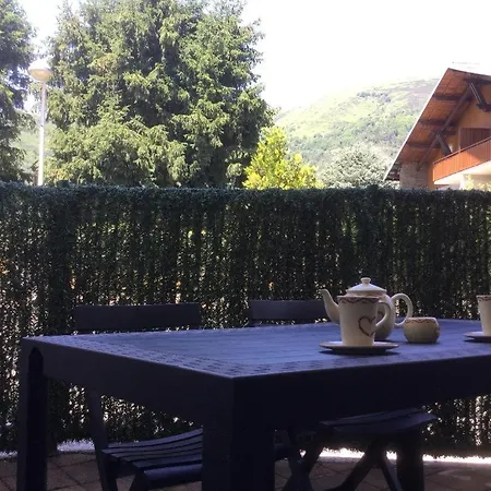 Cosy Au Coeur De Lary شقة